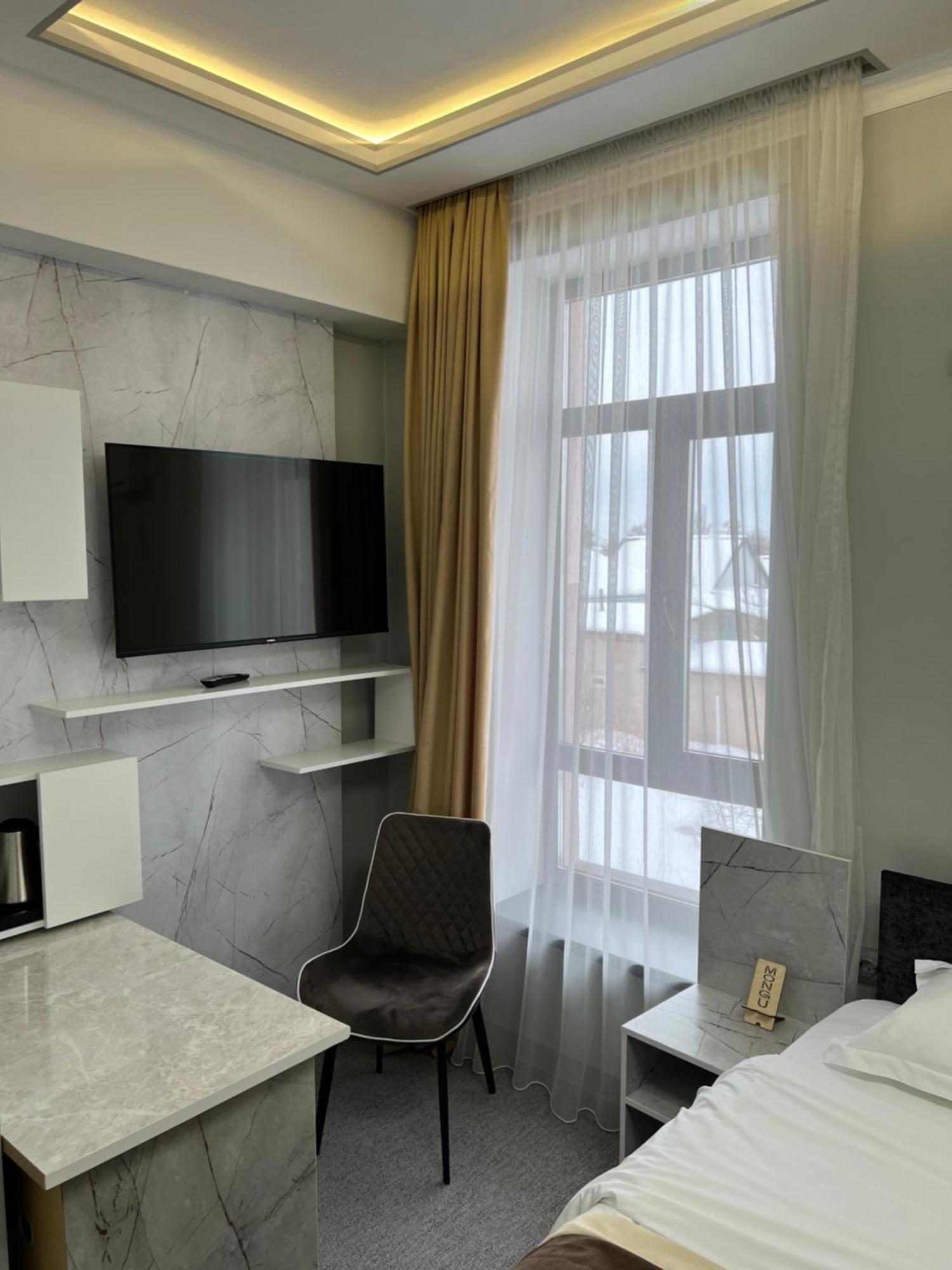 Mongu Hotel カラコル エクステリア 写真